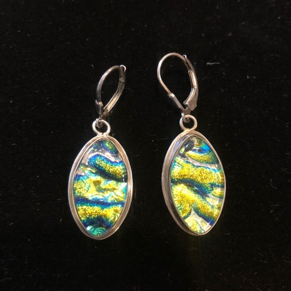 Vintage Sheri Liebert drop earrings in EUC